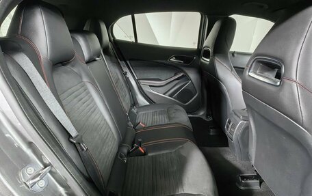 Mercedes-Benz GLA, 2018 год, 2 298 000 рублей, 15 фотография
