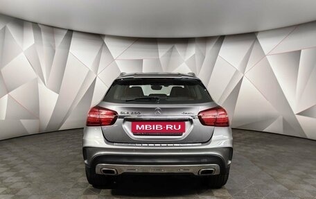 Mercedes-Benz GLA, 2018 год, 2 298 000 рублей, 8 фотография