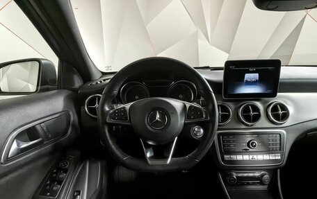 Mercedes-Benz GLA, 2018 год, 2 298 000 рублей, 18 фотография