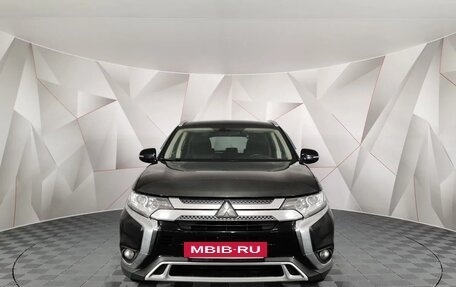 Mitsubishi Outlander III рестайлинг 3, 2018 год, 1 675 000 рублей, 7 фотография