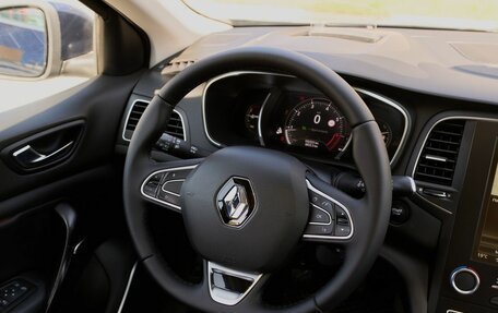 Renault Megane IV, 2019 год, 1 390 000 рублей, 15 фотография