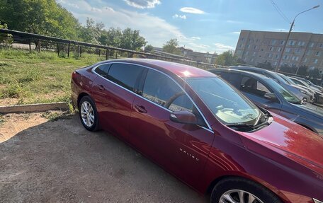 Chevrolet Malibu IX, 2018 год, 1 600 000 рублей, 4 фотография