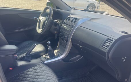 Toyota Corolla, 2010 год, 1 090 000 рублей, 14 фотография