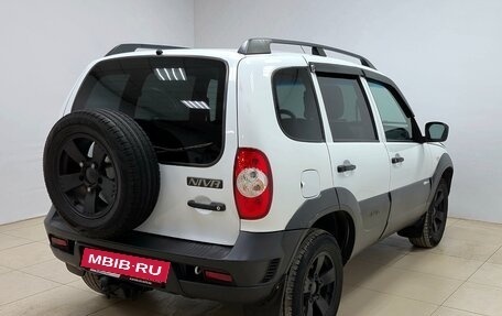 Chevrolet Niva I рестайлинг, 2015 год, 650 000 рублей, 4 фотография
