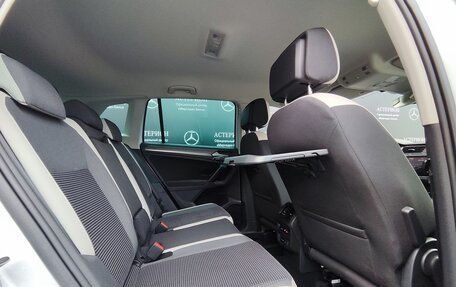 Volkswagen Tiguan II, 2019 год, 2 590 000 рублей, 29 фотография