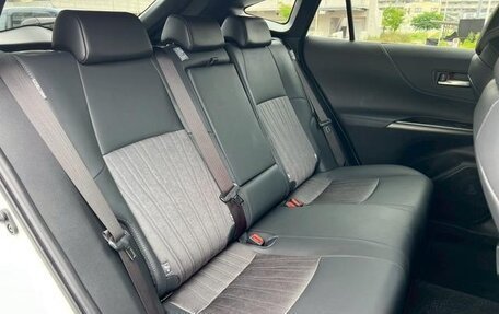 Toyota Harrier, 2022 год, 2 640 000 рублей, 11 фотография