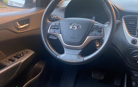Hyundai Solaris II рестайлинг, 2018 год, 1 530 000 рублей, 8 фотография