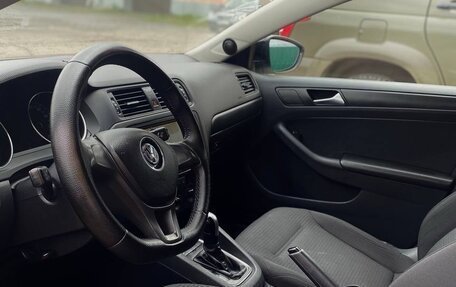 Volkswagen Jetta VI, 2015 год, 950 000 рублей, 8 фотография