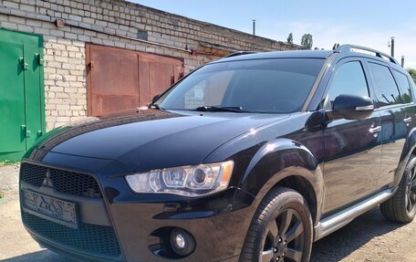 Mitsubishi Outlander III рестайлинг 3, 2011 год, 1 390 000 рублей, 6 фотография