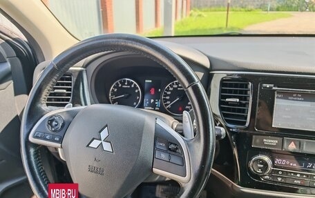 Mitsubishi Outlander III рестайлинг 3, 2013 год, 1 450 000 рублей, 6 фотография