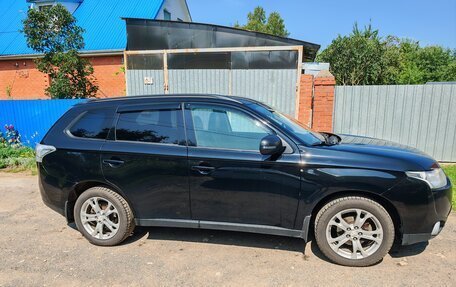 Mitsubishi Outlander III рестайлинг 3, 2013 год, 1 450 000 рублей, 8 фотография