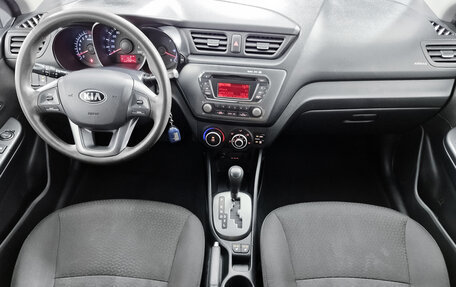 KIA Rio III рестайлинг, 2013 год, 699 000 рублей, 21 фотография