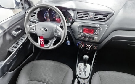 KIA Rio III рестайлинг, 2013 год, 699 000 рублей, 18 фотография