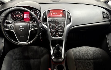 Opel Astra J, 2014 год, 739 000 рублей, 8 фотография