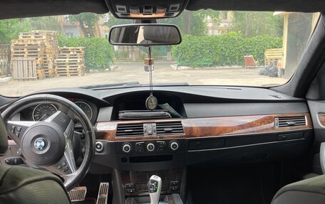 BMW 5 серия, 2009 год, 1 400 000 рублей, 7 фотография