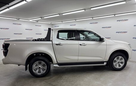 Isuzu D-Max, 2021 год, 3 500 000 рублей, 8 фотография