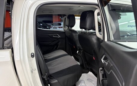 Isuzu D-Max, 2021 год, 3 500 000 рублей, 15 фотография