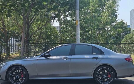 Mercedes-Benz E-Класс AMG, 2022 год, 6 600 000 рублей, 6 фотография