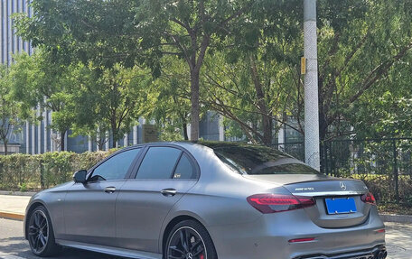 Mercedes-Benz E-Класс AMG, 2022 год, 6 600 000 рублей, 3 фотография