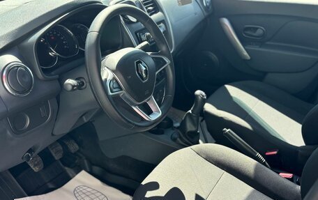 Renault Logan II, 2019 год, 878 531 рублей, 17 фотография