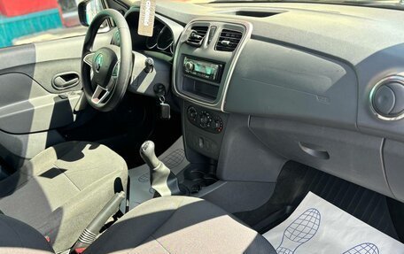 Renault Logan II, 2019 год, 878 531 рублей, 16 фотография