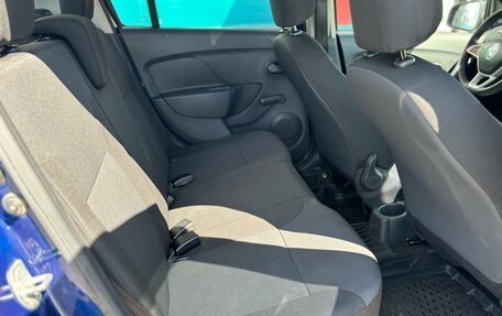 Renault Logan II, 2019 год, 878 531 рублей, 23 фотография