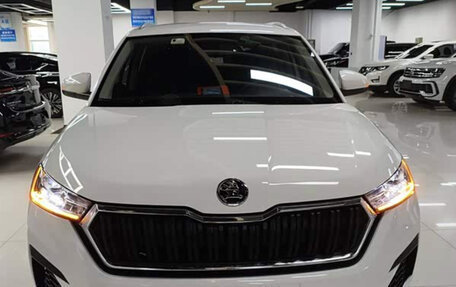 Skoda Kamiq I, 2022 год, 1 235 995 рублей, 3 фотография