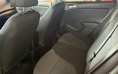 Hyundai Solaris II рестайлинг, 2011 год, 750 000 рублей, 6 фотография