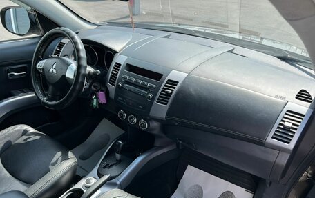 Mitsubishi Outlander III рестайлинг 3, 2012 год, 1 599 000 рублей, 13 фотография