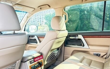 Toyota Land Cruiser 200, 2012 год, 3 800 000 рублей, 11 фотография