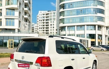 Toyota Land Cruiser 200, 2012 год, 3 800 000 рублей, 6 фотография