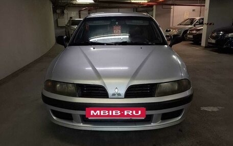 Mitsubishi Carisma I, 2002 год, 310 000 рублей, 2 фотография