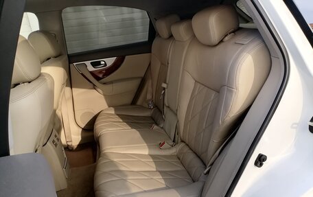 Infiniti QX70, 2014 год, 1 999 000 рублей, 11 фотография