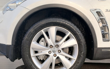 Infiniti QX70, 2014 год, 1 999 000 рублей, 19 фотография