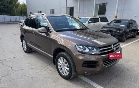 Volkswagen Touareg III, 2011 год, 2 080 000 рублей, 4 фотография