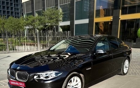 BMW 5 серия, 2015 год, 2 950 000 рублей, 4 фотография