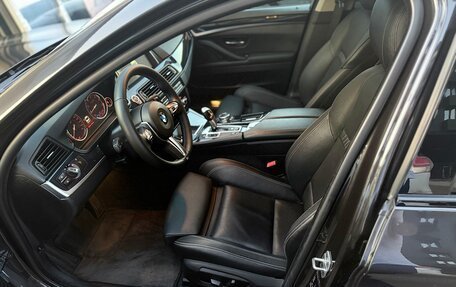 BMW 5 серия, 2015 год, 2 950 000 рублей, 14 фотография