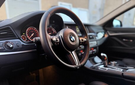 BMW 5 серия, 2015 год, 2 950 000 рублей, 11 фотография