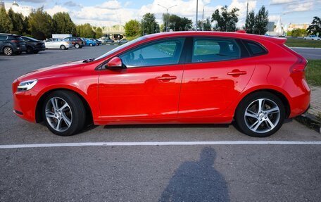 Volvo V40 II рестайлинг, 2017 год, 1 700 000 рублей, 3 фотография
