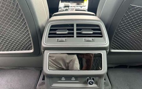 Audi A6, 2025 год, 6 000 000 рублей, 15 фотография