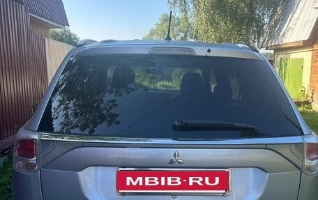 Mitsubishi Outlander III рестайлинг 3, 2012 год, 1 200 000 рублей, 7 фотография