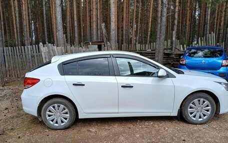 Chevrolet Cruze II, 2015 год, 940 000 рублей, 3 фотография