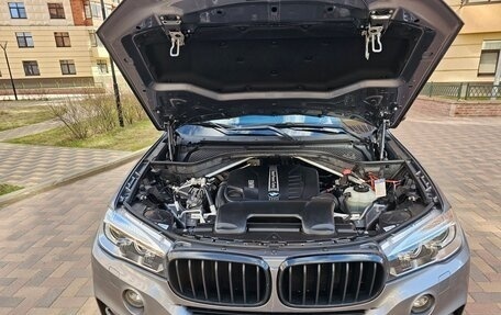 BMW X5, 2018 год, 4 800 000 рублей, 8 фотография