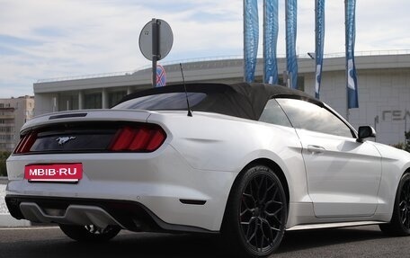 Ford Mustang VI рестайлинг, 2017 год, 2 800 000 рублей, 9 фотография
