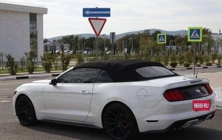 Ford Mustang VI рестайлинг, 2017 год, 2 800 000 рублей, 5 фотография