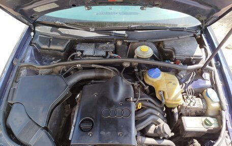 Audi A4, 1998 год, 250 000 рублей, 7 фотография