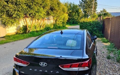 Hyundai Sonata VII, 2019 год, 1 950 000 рублей, 2 фотография