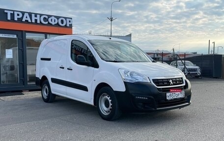 Peugeot Partner II рестайлинг 2, 2021 год, 1 700 000 рублей, 3 фотография