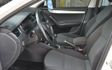 Skoda Octavia, 2015 год, 1 390 000 рублей, 10 фотография