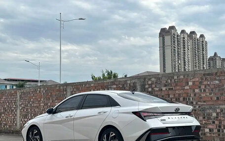 Hyundai Elantra, 2021 год, 1 150 000 рублей, 3 фотография